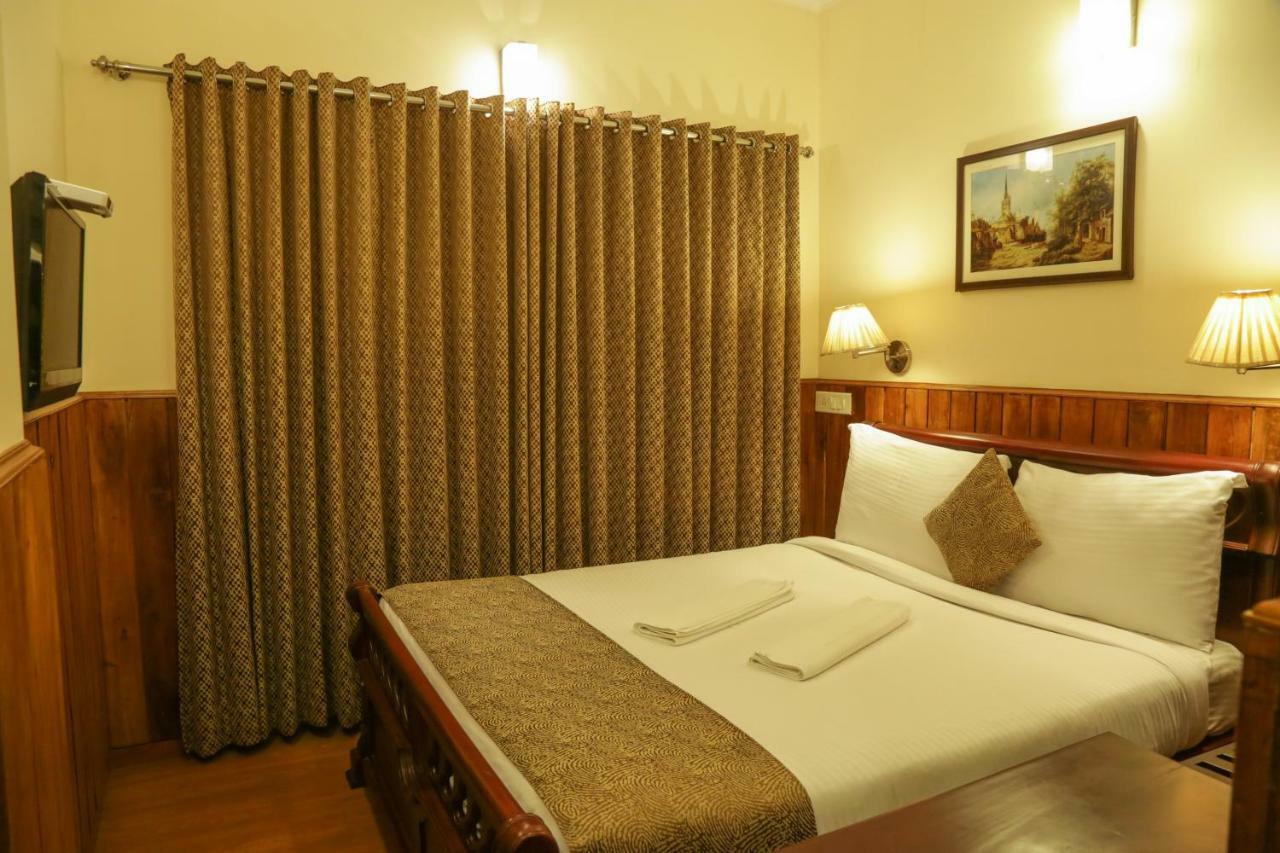 Garden Manor Hotel Ooty Exterior foto