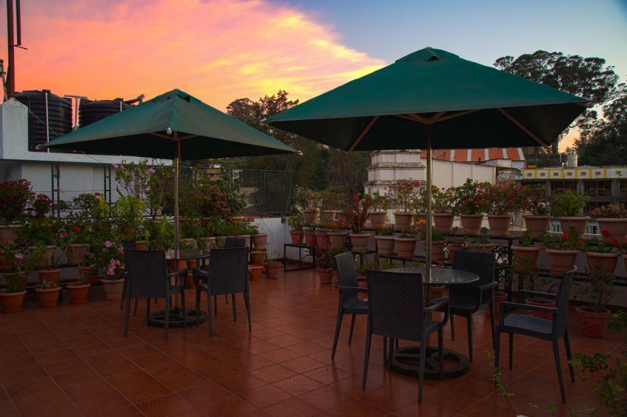 Garden Manor Hotel Ooty Exterior foto